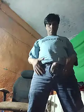 Snapshot of desiboy1101 chatting on 02/27/26, 01:55 desiboy1101 online show from 02/27/26, 01:55