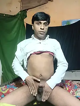 Snapshot of desiboy1101 chatting on 03/27/26, 03:02 desiboy1101 online show from 03/27/26, 03:02