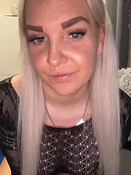 MIA-XXX online show from 11/12/25, 05:28