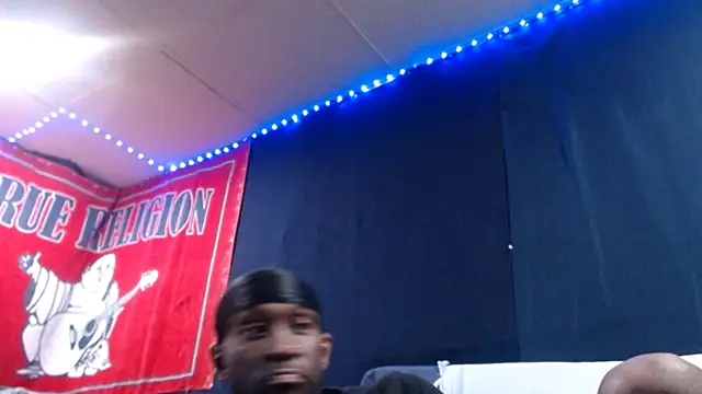 iBreakHeartz online show from 09/23/25, 03:24