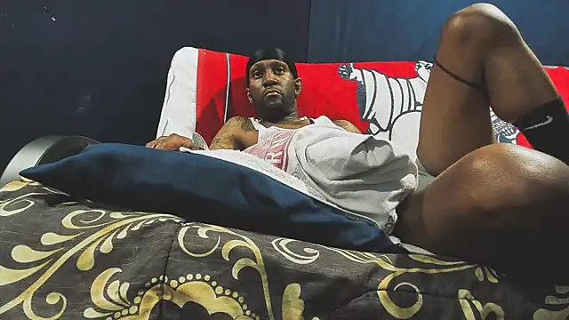 iBreakHeartz online show from 12/28/24, 12:47