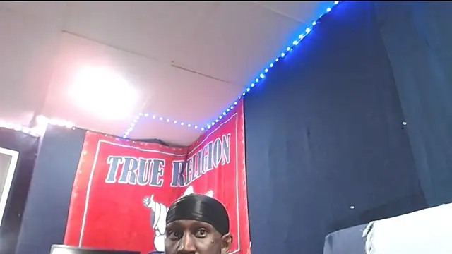 iBreakHeartz online show from 09/30/25, 02:39