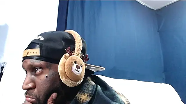 iBreakHeartz online show from 11/30/25, 11:33