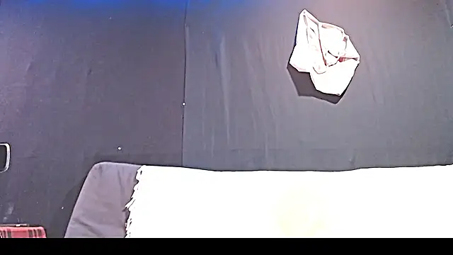 iBreakHeartz online show from 09/27/25, 03:56