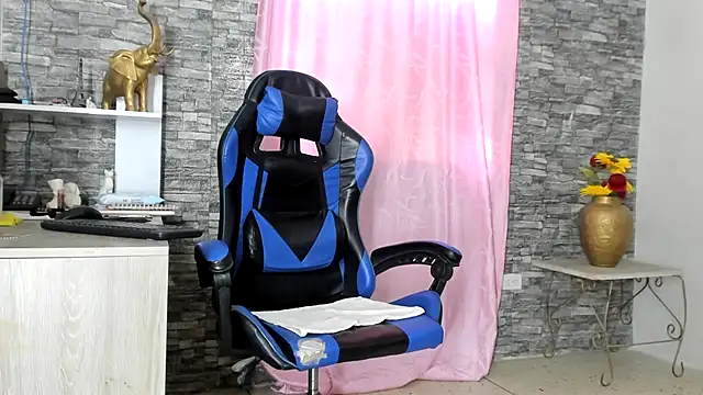 devorah soto online show from 11/11/25, 01:50