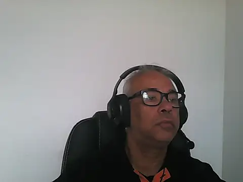 MorenoBrazil69 online show from 10/23/25, 01:54