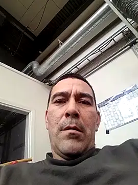 Snapshot of dick81 chatting on 03/13/26, 02:33 dick81 online show from 03/13/26, 02:33