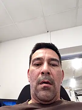Snapshot of dick81 chatting on 05/06/26, 11:47 dick81 online show from 05/06/26, 11:47