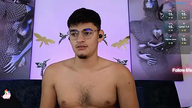 Snapshot of VikoHands chatting on 02/12/25, 11:41 VikoHands online show from 02/12/25, 11:41