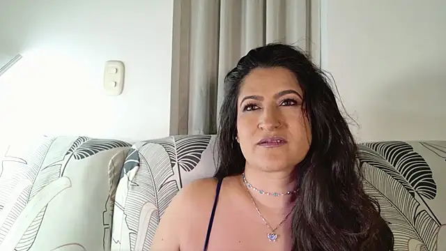 DeesseLuxure online show from 01/14/26, 06:17