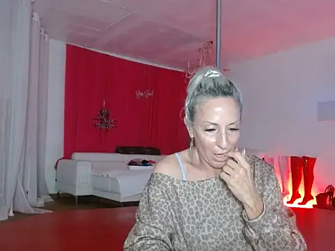 Snapshot of Sweet-Ginger chatting on 11/26/25, 02:00 Sweet-Ginger online show from 11/26/25, 02:00