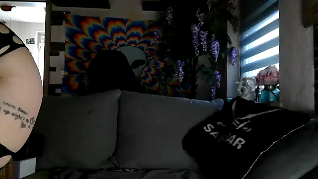 RoxxyInk online show from 11/11/25, 10:54