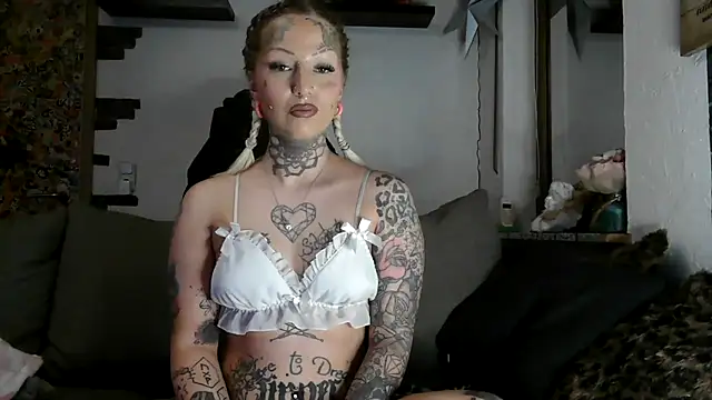 RoxxyInk online show from 03/08/26, 10:02