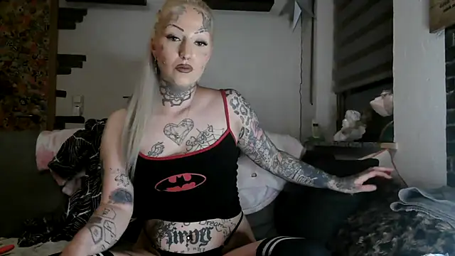 RoxxyInk online show from 04/07/26, 10:11