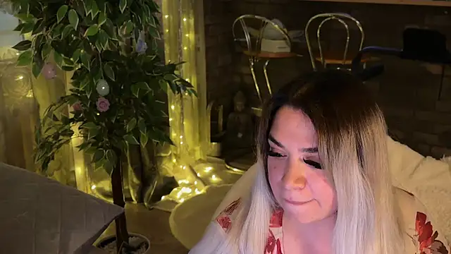 Monageil online show from 03/30/26, 10:17
