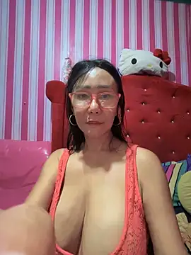 sweetieme online show from 12/19/25, 01:02