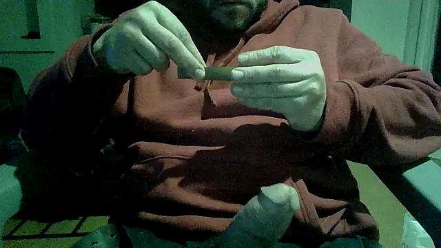 loozamangos online show from 12/15/25, 01:44