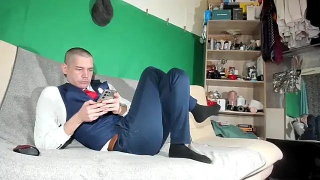 viraglaci18xh online show from 02/04/26, 09:10