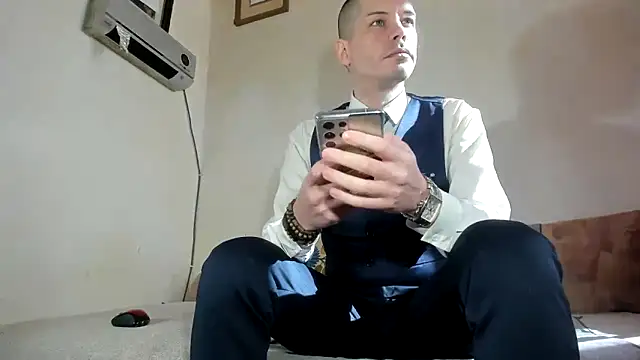 viraglaci18xh online show from 02/27/26, 01:00