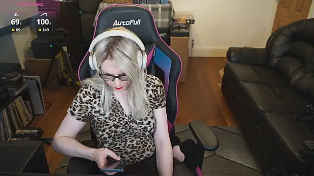 KelseyCobalt online show from 10/15/25, 08:39