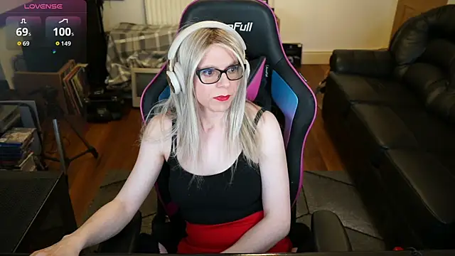 Snapshot of KelseyCobalt chatting on 05/27/26, 07:54 KelseyCobalt online show from 05/27/26, 07:54