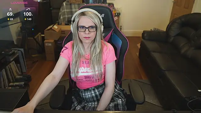 KelseyCobalt online show from 11/22/25, 09:35