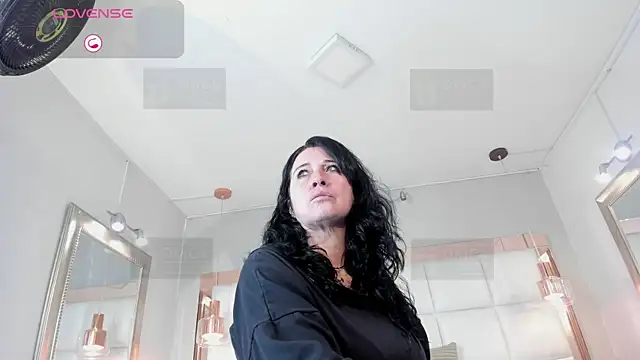 LADY HELLEN online show from 03/28/26, 07:04