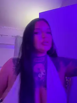  MelinaCurves  online show from 11/09/25, 10:14