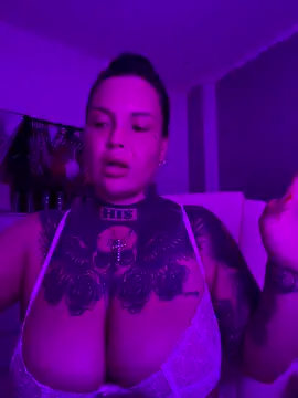  MelinaCurves  online show from 05/27/26, 09:00