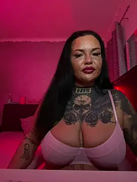  MelinaCurves  online show from 05/09/26, 11:30