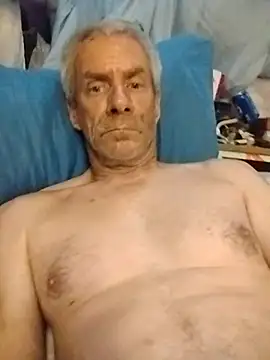 Biknight online show from 04/15/26, 01:33