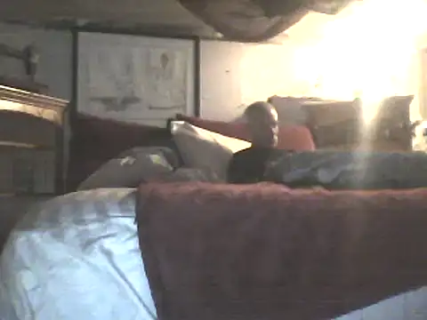 Snapshot of Biknight chatting on 02/19/25, 01:39 Biknight online show from 02/19/25, 01:39