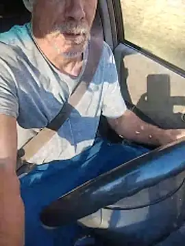 Biknight online show from 11/14/25, 08:34