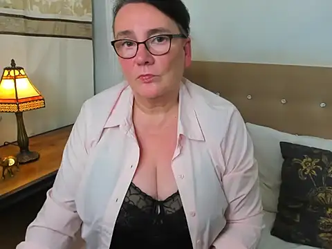 DorisDesire online show from 11/13/25, 09:30