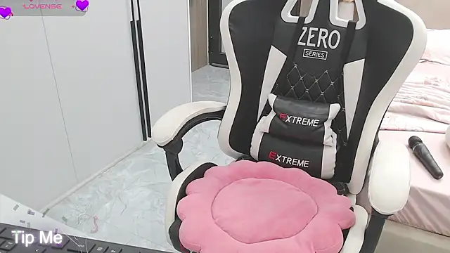 Hanako love online show from 02/03/26, 04:01