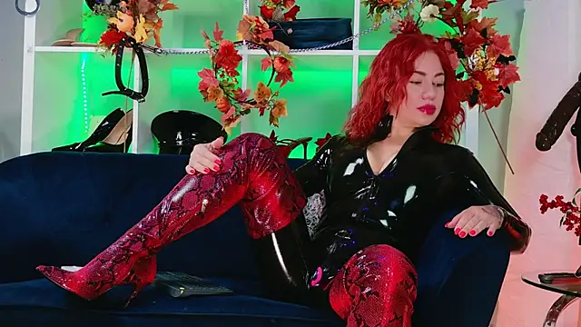 Snapshot of Ella__Kross chatting on 09/25/25, 04:07 Ella Kross online show from 09/25/25, 04:07