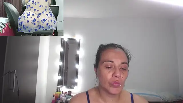 zoe hotxxx online show from 10/27/25, 02:07