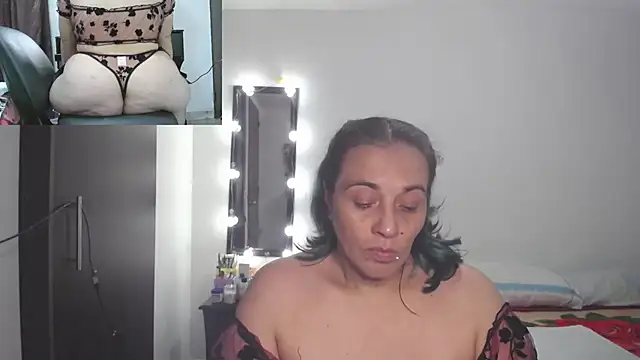 zoe hotxxx online show from 11/13/25, 01:15