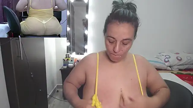 zoe hotxxx online show from 11/01/25, 02:44