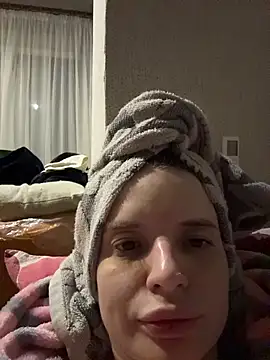 Naughty Alice online show from 04/05/26, 08:15