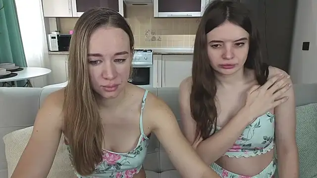 Snapshot of Naughty_Alice chatting on 03/02/26, 06:14 Naughty Alice online show from 03/02/26, 06:14