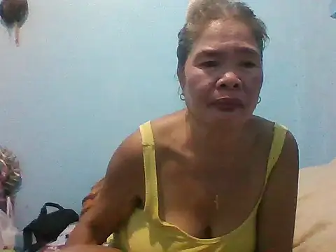 Snapshot of sexylizzy4u chatting on 06/18/26, 03:06 sexylizzy4u online show from 06/18/26, 03:06