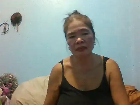 Snapshot of sexylizzy4u chatting on 06/19/26, 01:28 sexylizzy4u online show from 06/19/26, 01:28
