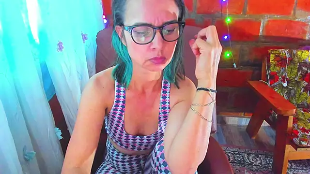 BrianaGarner online show from 05/05/26, 05:38