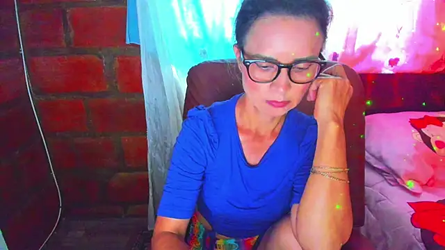 BrianaGarner online show from 05/20/26, 04:15