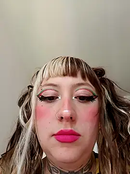 cindy ink online show from 11/18/25, 06:33