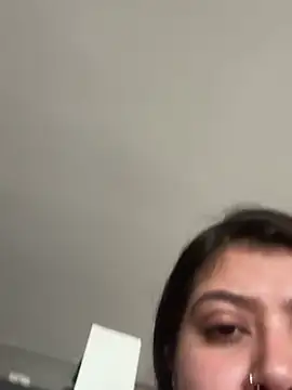 emilyjohanson online show from 02/06/25, 01:54