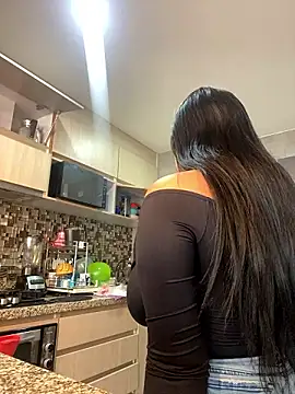 emilyjohanson online show from 12/03/24, 03:28