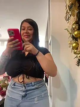 emilyjohanson online show from 12/30/24, 02:51