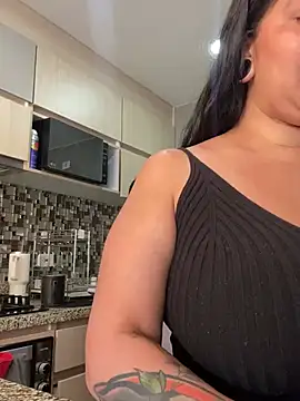 emilyjohanson online show from 01/15/25, 02:13